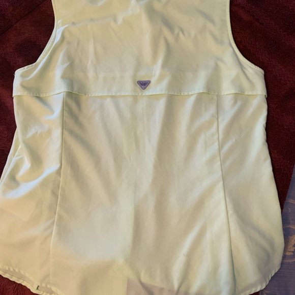 Columbia sleeveless tops - Picture 4 of 7